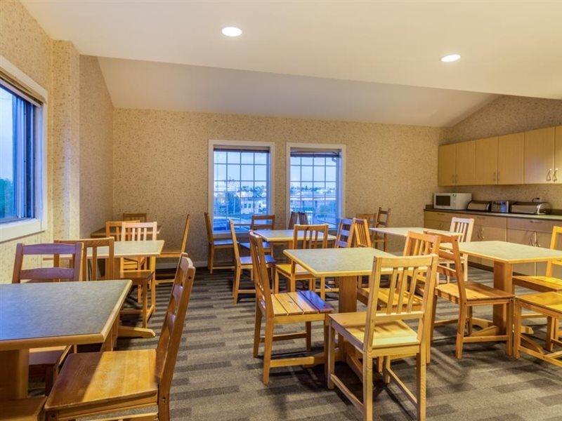 Canadas Best Value Inn YYC Buitenkant foto