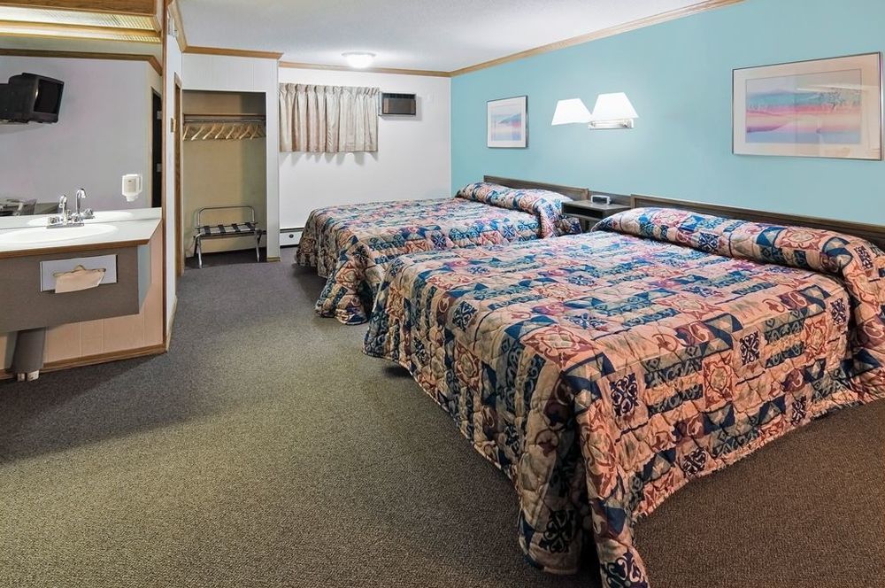 Canadas Best Value Inn YYC Kamer foto