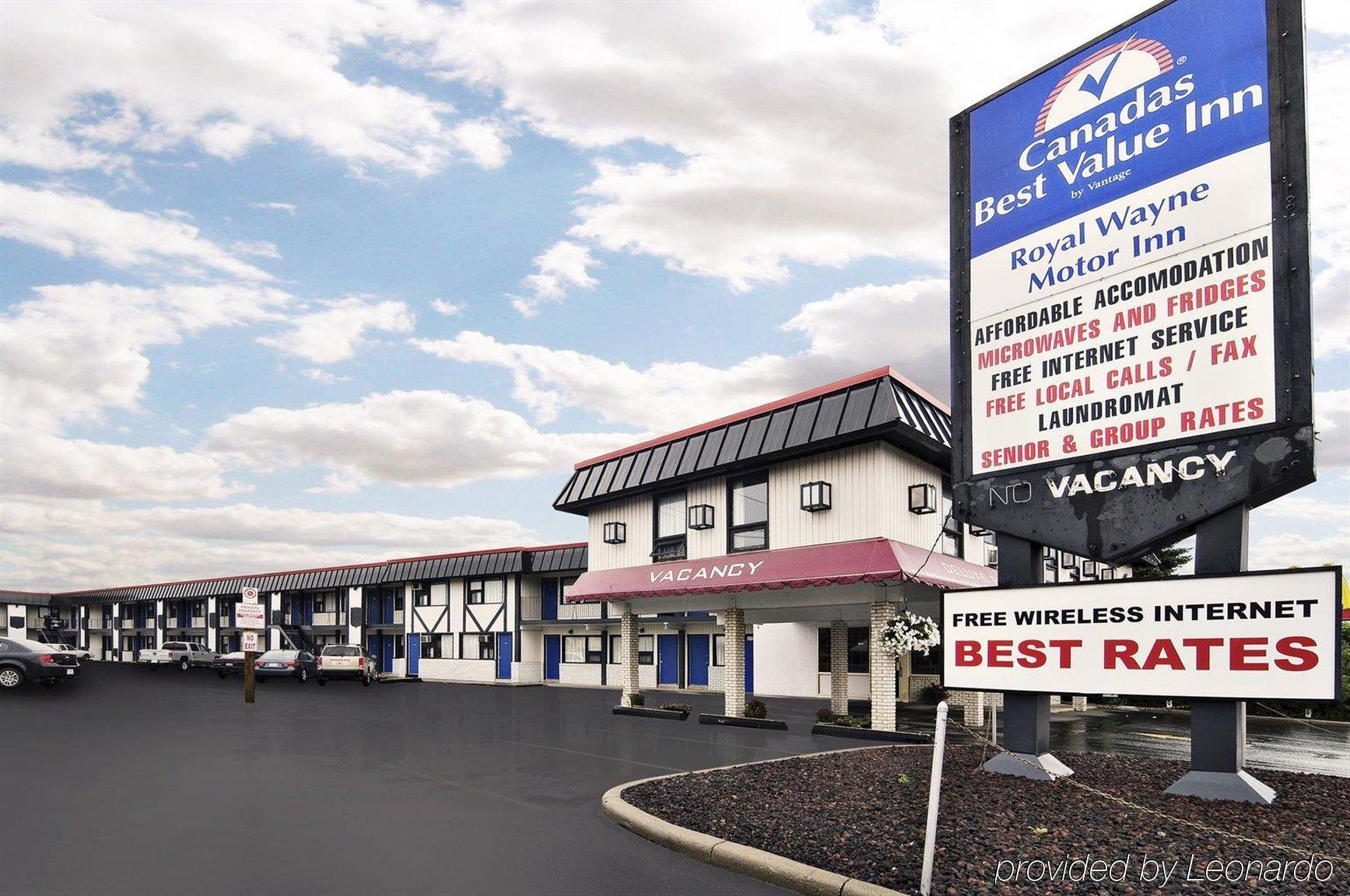 Canadas Best Value Inn YYC Buitenkant foto