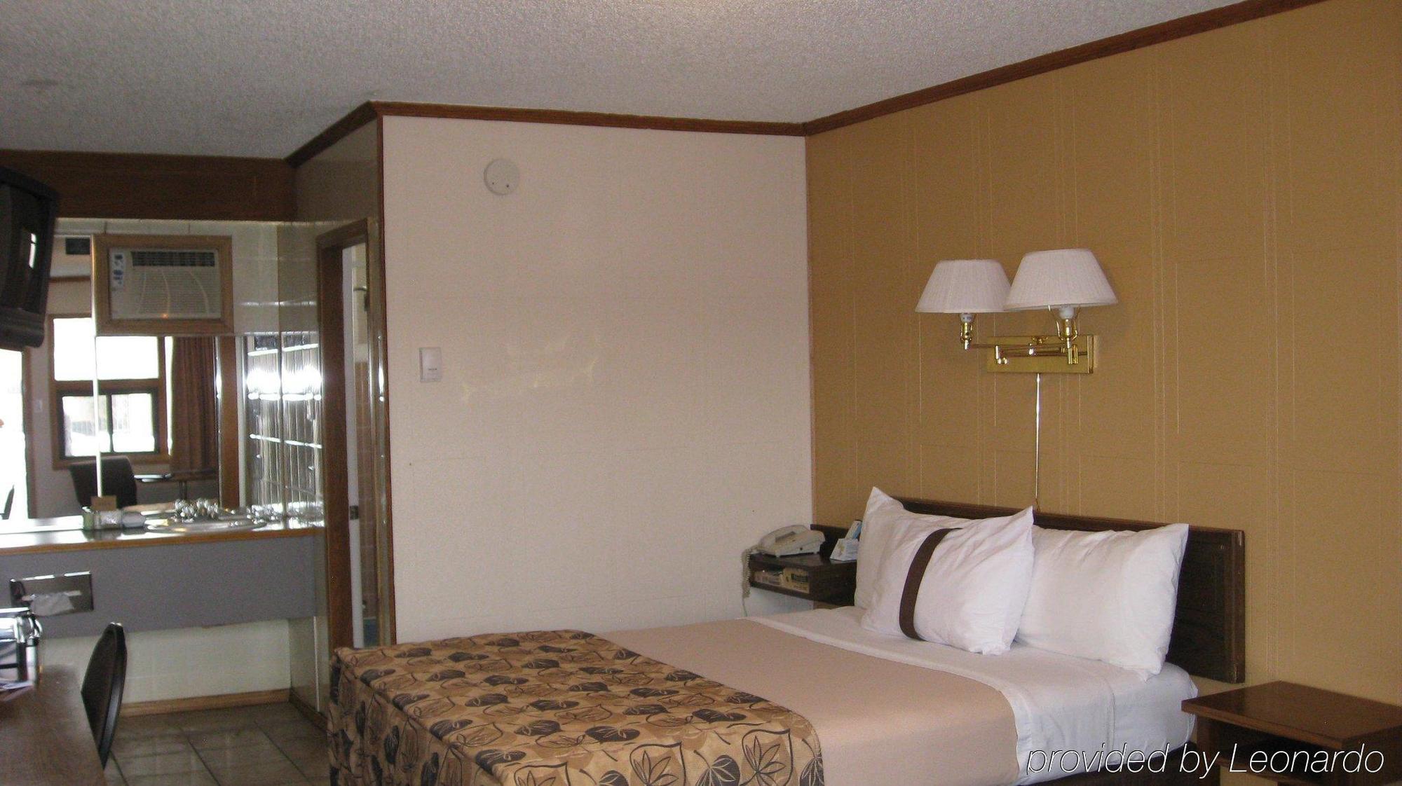 Canadas Best Value Inn YYC Kamer foto