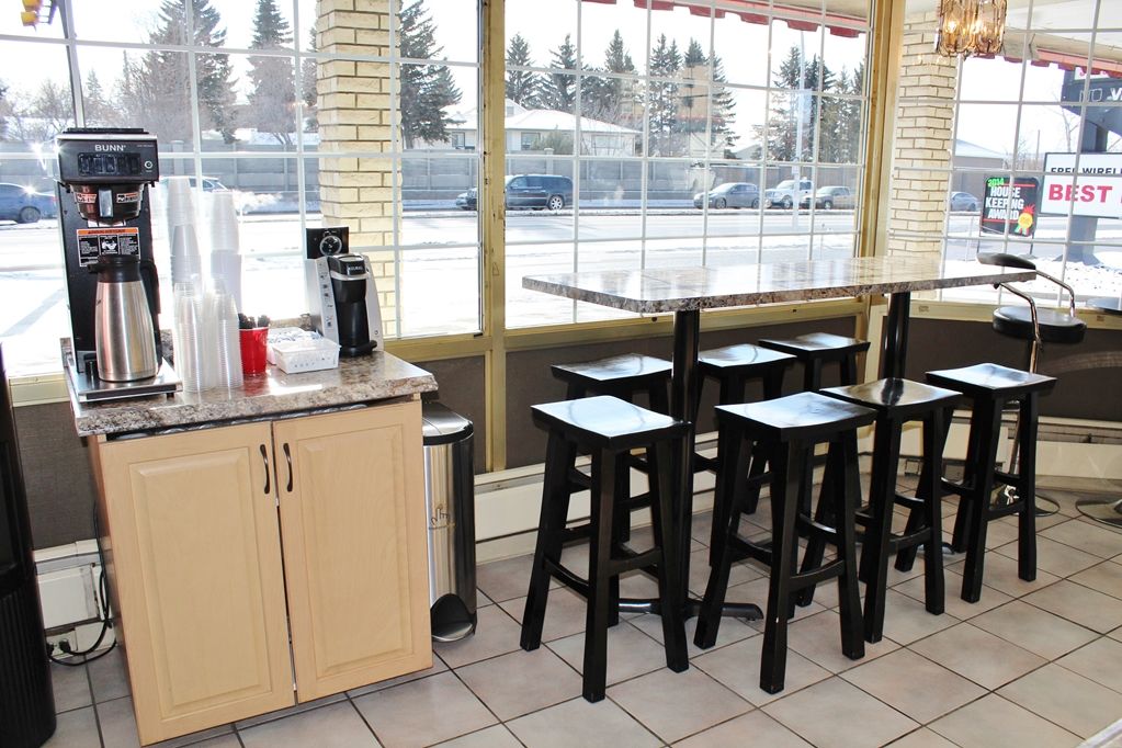 Canadas Best Value Inn YYC Faciliteiten foto